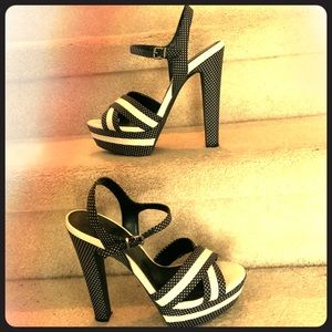 Jessica Simpson high heels